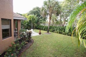 3452 Collonade Dr