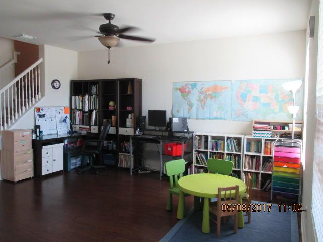 1220 Dakota Dr
