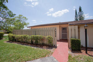For Sale: 1306 Arapaho St Jupiter, FL 33458
