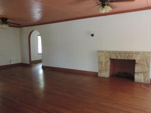 For Sale: 310 Columbia Dr Lake Worth, FL 33460