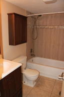 1428 S Lakeside Dr #26