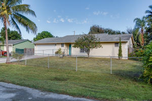 3281 Artesian Dr