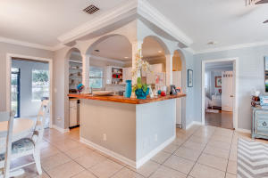 3281 Artesian Dr