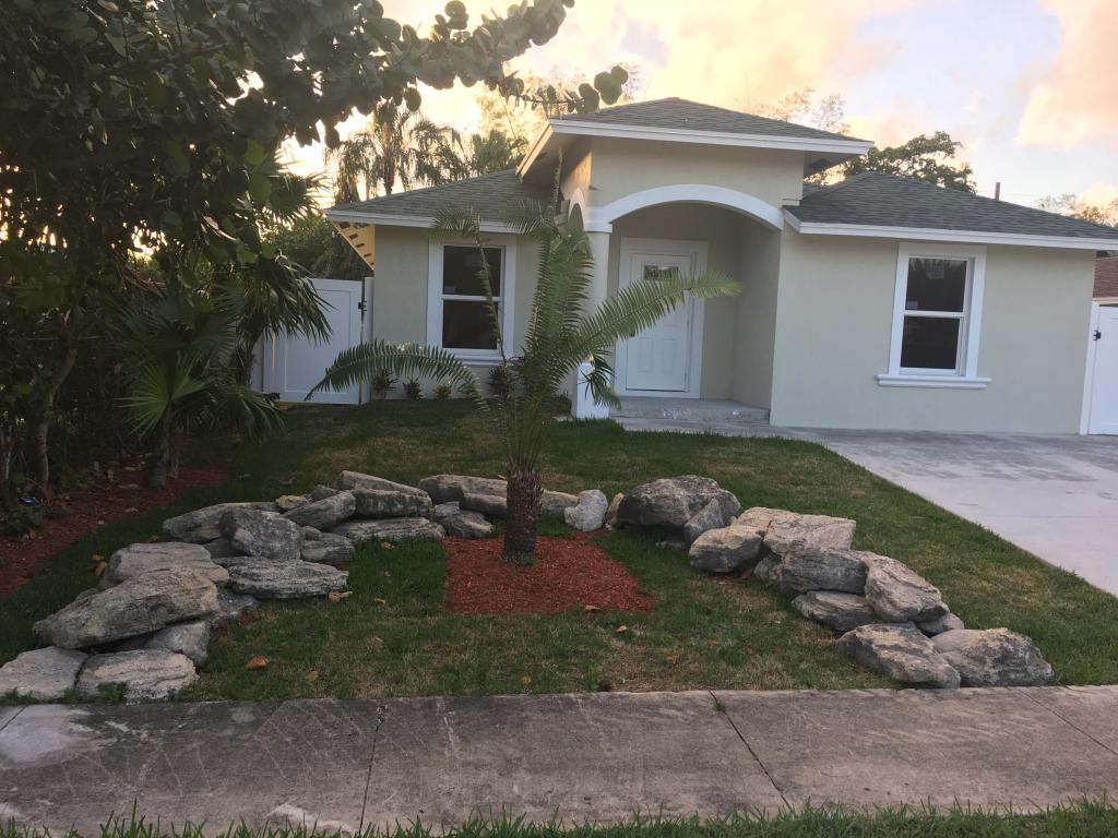 535 Broward Ave