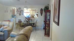 5755 Lincoln Cir