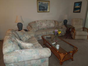For Sale: 798 Nantucket Cir #APT A Lake Worth, FL 33467