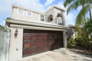 7137 Lake Island Dr