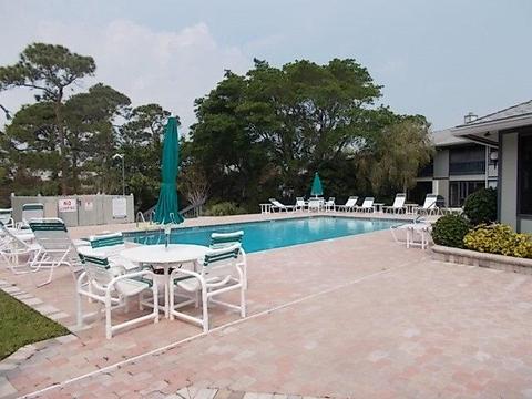 8163 SE Croft Cir #7