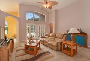 For Sale: 9300 Cove Point Cir Boynton Beach, FL 33472