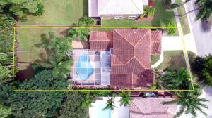 9072 Picot Ct