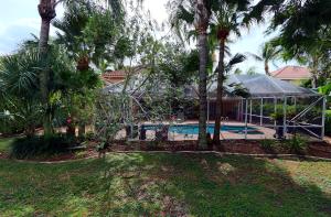 9072 Picot Ct