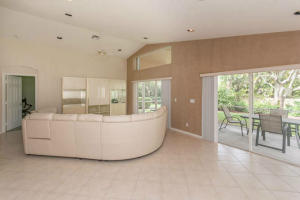 7609 Trapani Ln