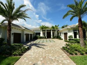 150 Spyglass Ln