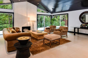160 Reef Rd