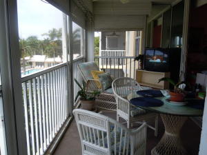For Sale: 1 Harbourside Drive 4402 Dr #APT 402 Delray Beach, FL 33483