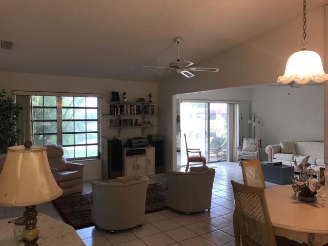 5448 Viburnum Cir