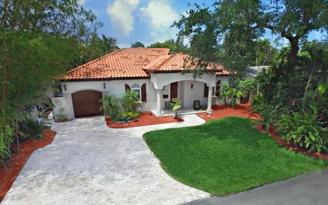 230 NW 9th St