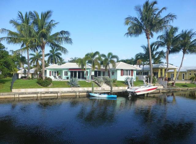 230 NW 9th St
