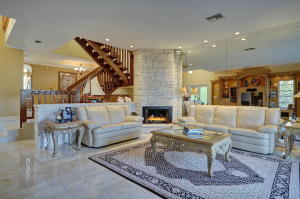 1111 Russell Dr #B