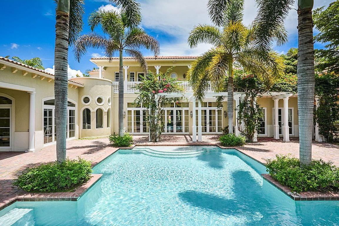 17147 Avenue Le Rivage