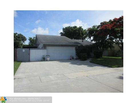 9733 Boca Gardens Cir #A