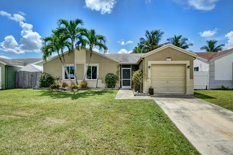 9733 Boca Gardens Cir #A