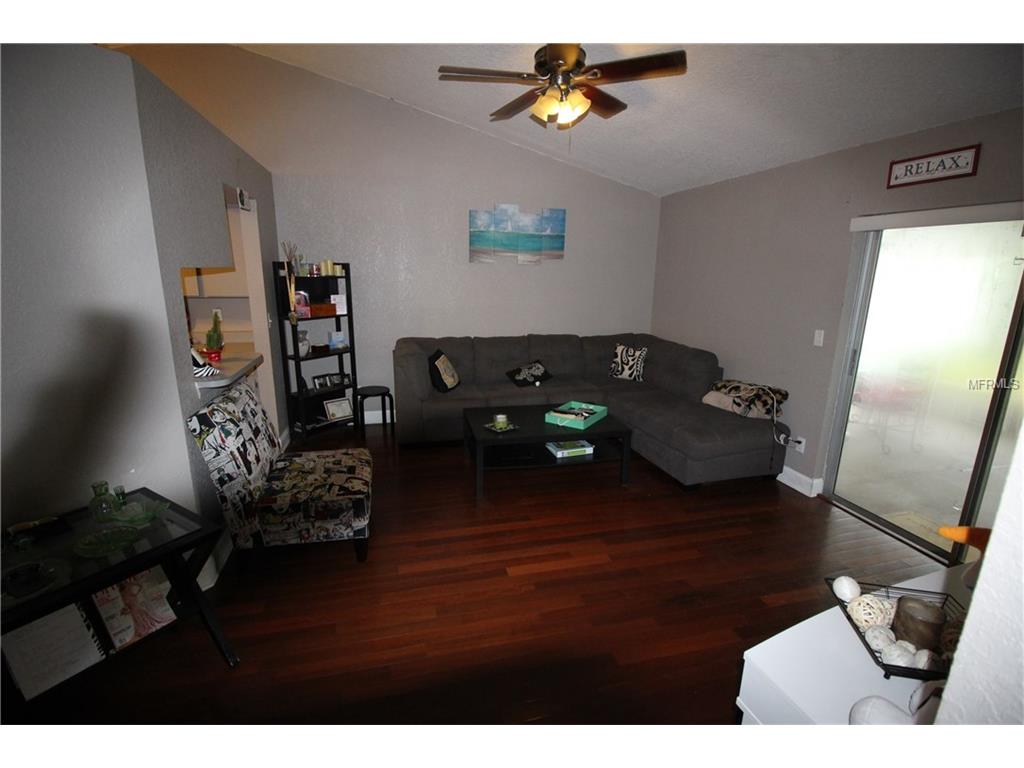 For Sale: 1810 Tarah Trace Dr Brandon, FL 33510