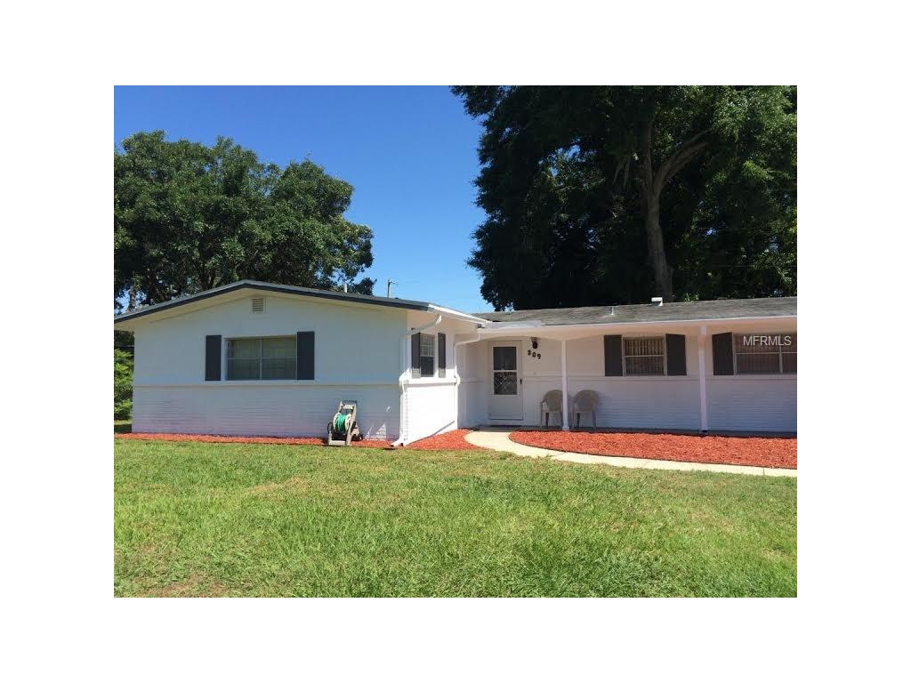 For Sale: 309 Cranberry Ln Brandon, FL 33510
