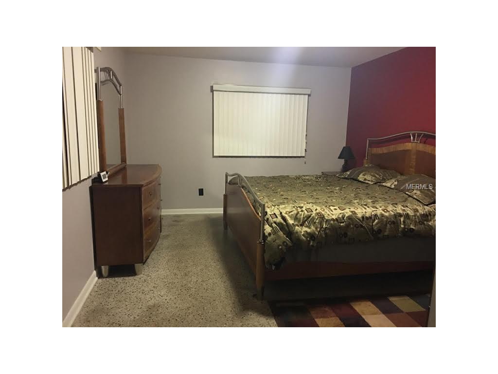 For Sale: 309 Cranberry Ln Brandon, FL 33510