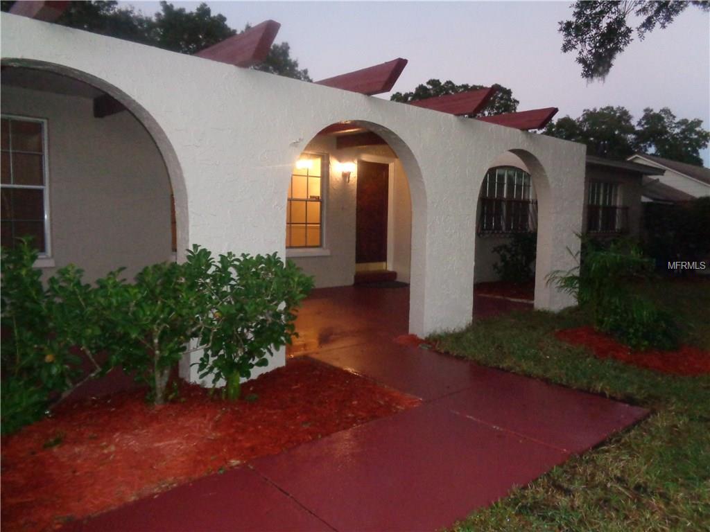 805 Strawberry Ln