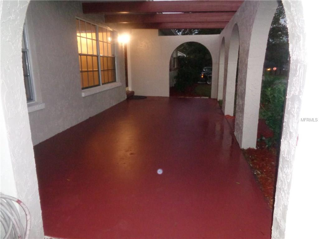 805 Strawberry Ln