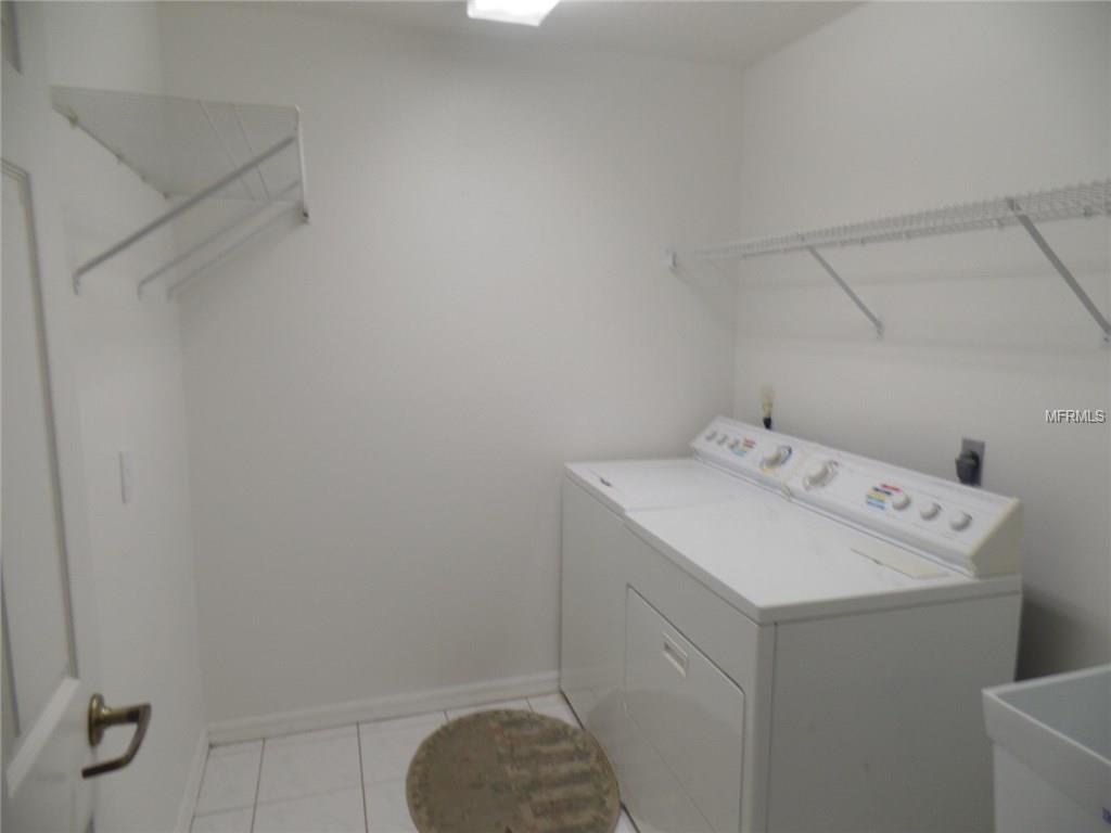 214 Bryan Oak Ave