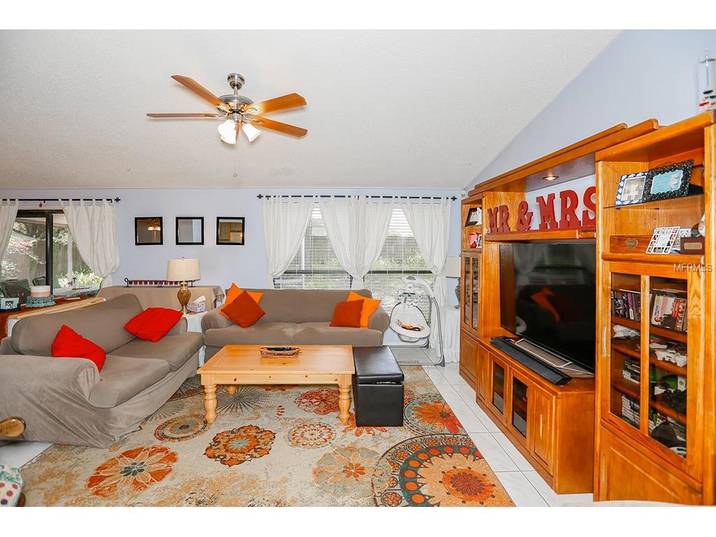 For Sale: 717 Herlong Ct Brandon, FL 33511