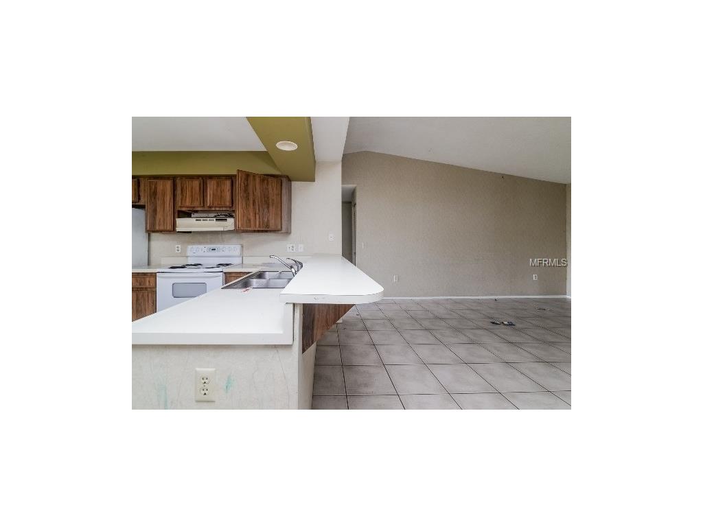1045 Old Field Dr