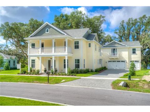 13907 Lake Fishhawk Dr