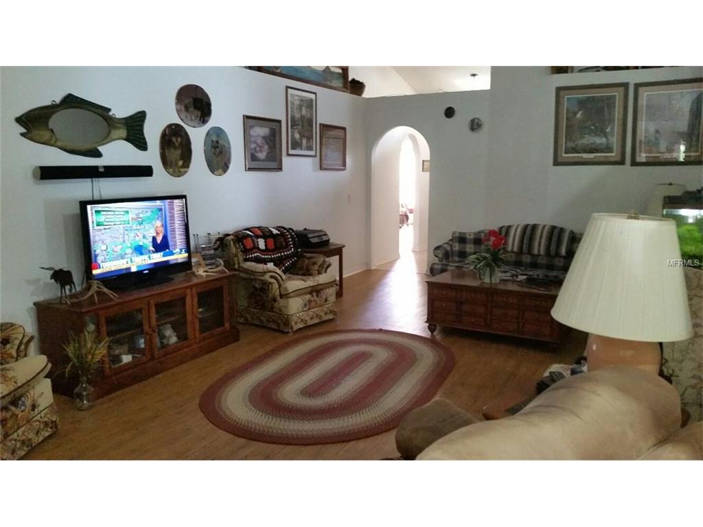 For Sale: 1507 Alhambra Crest Dr Ruskin, FL 33570
