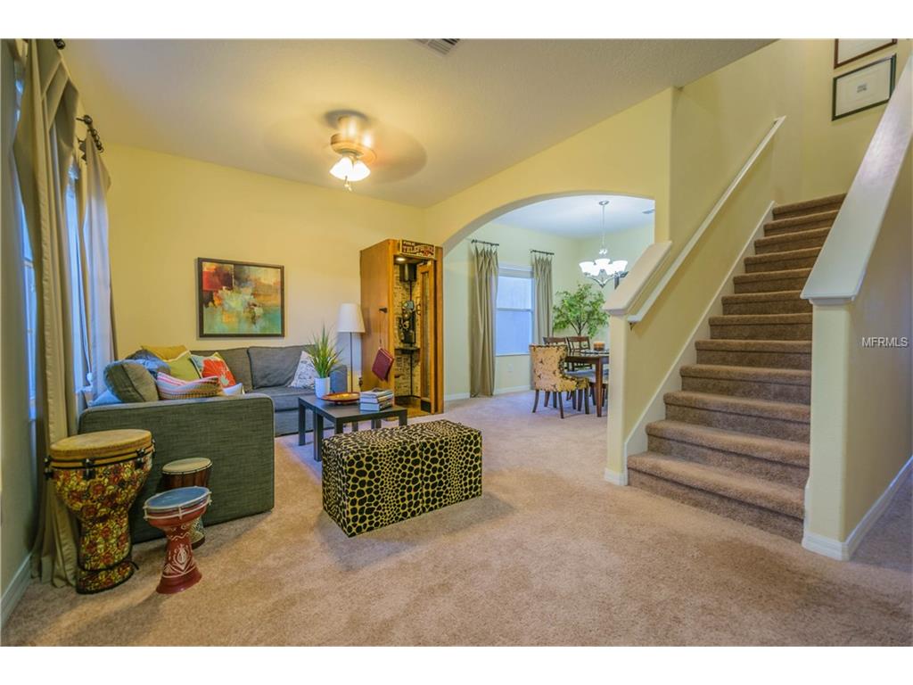 906 Meadow Glade Dr