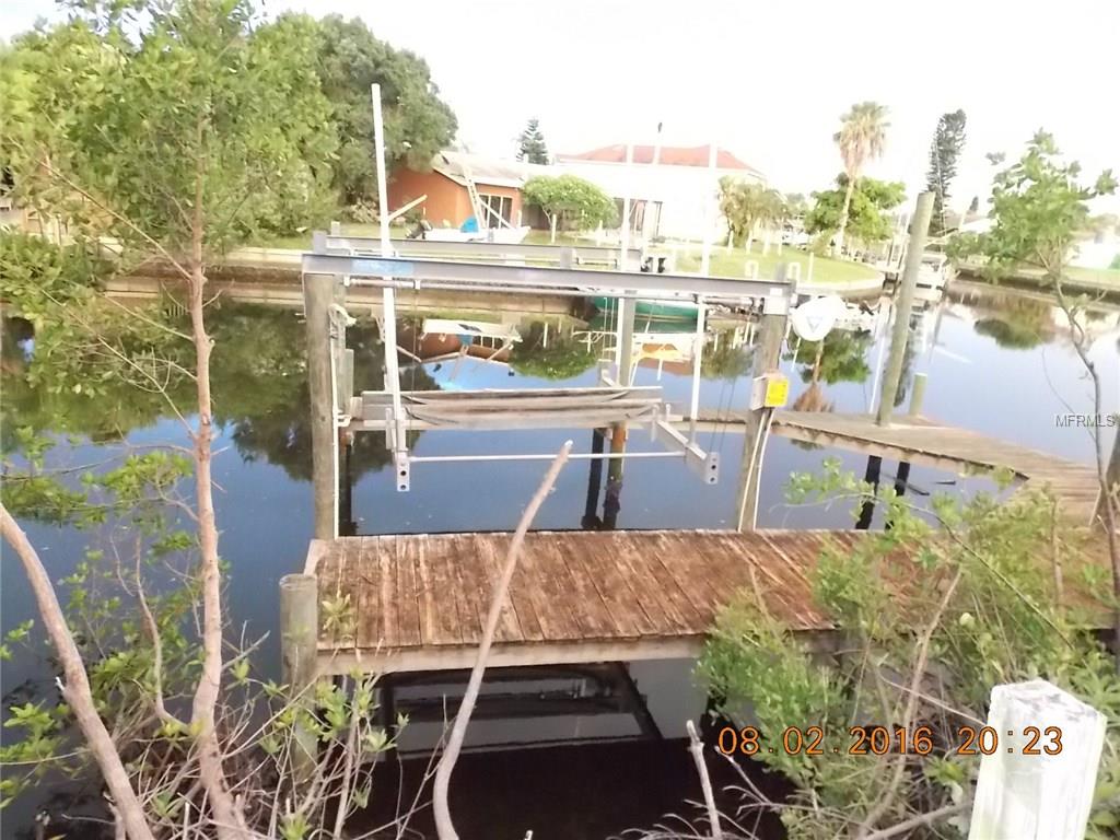 6613 Dolphin Cove Dr