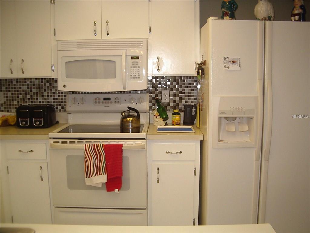 For Sale: 2116 Hailstone Cir #APT 0 Sun City Center, FL 33573