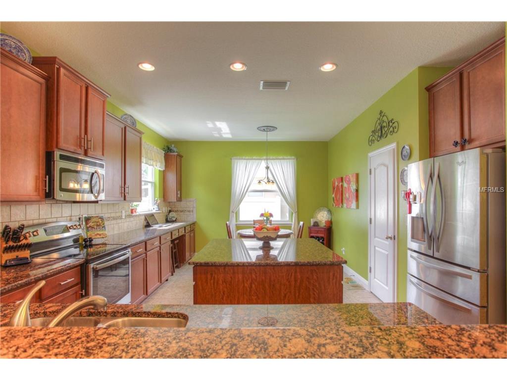 12428 Fairlawn Dr