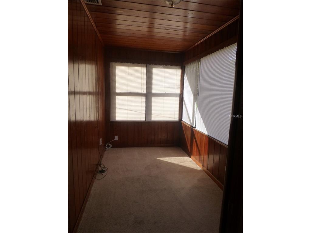 122 W Thomas St