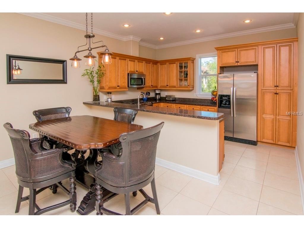 904 Villa Venicia Way