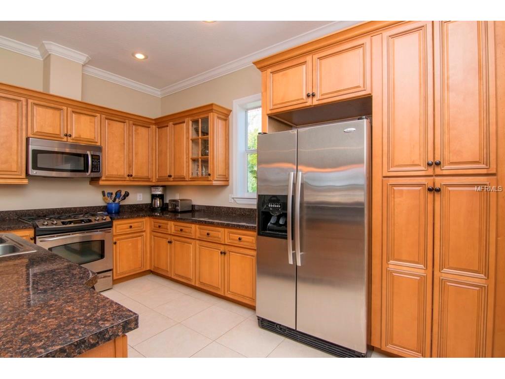 904 Villa Venicia Way
