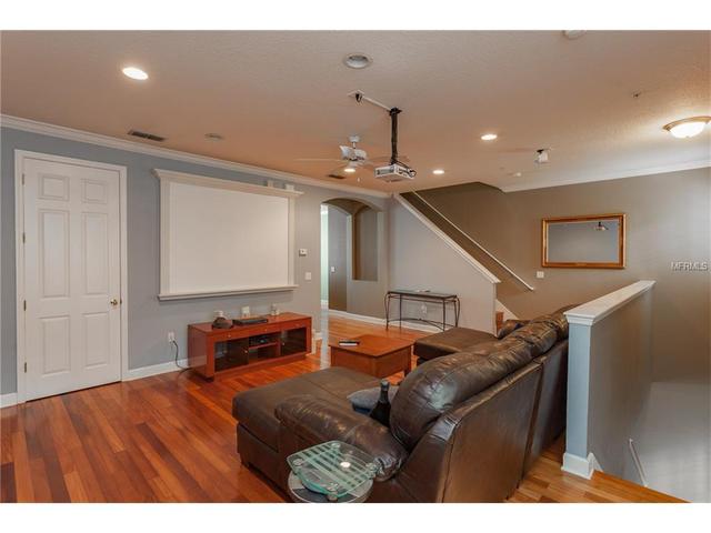 3315 W De Leon St #4