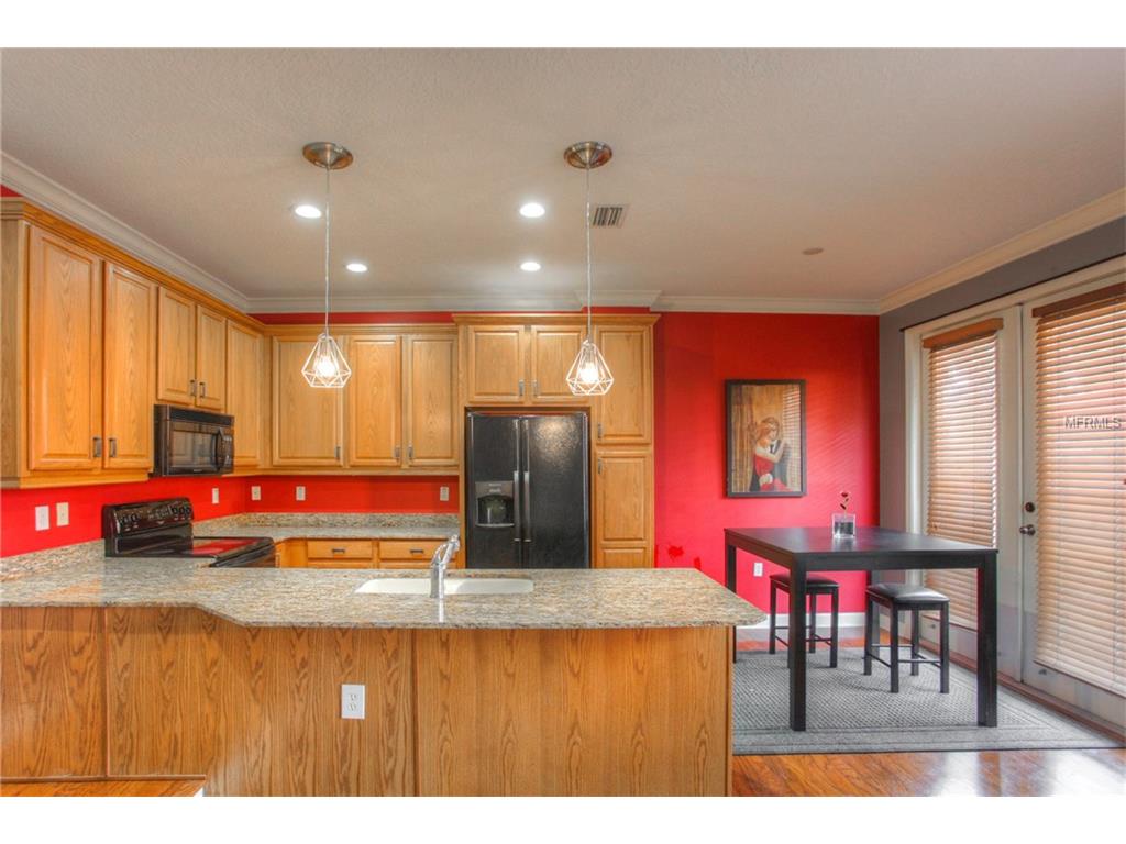 102 S Moody Ave #2