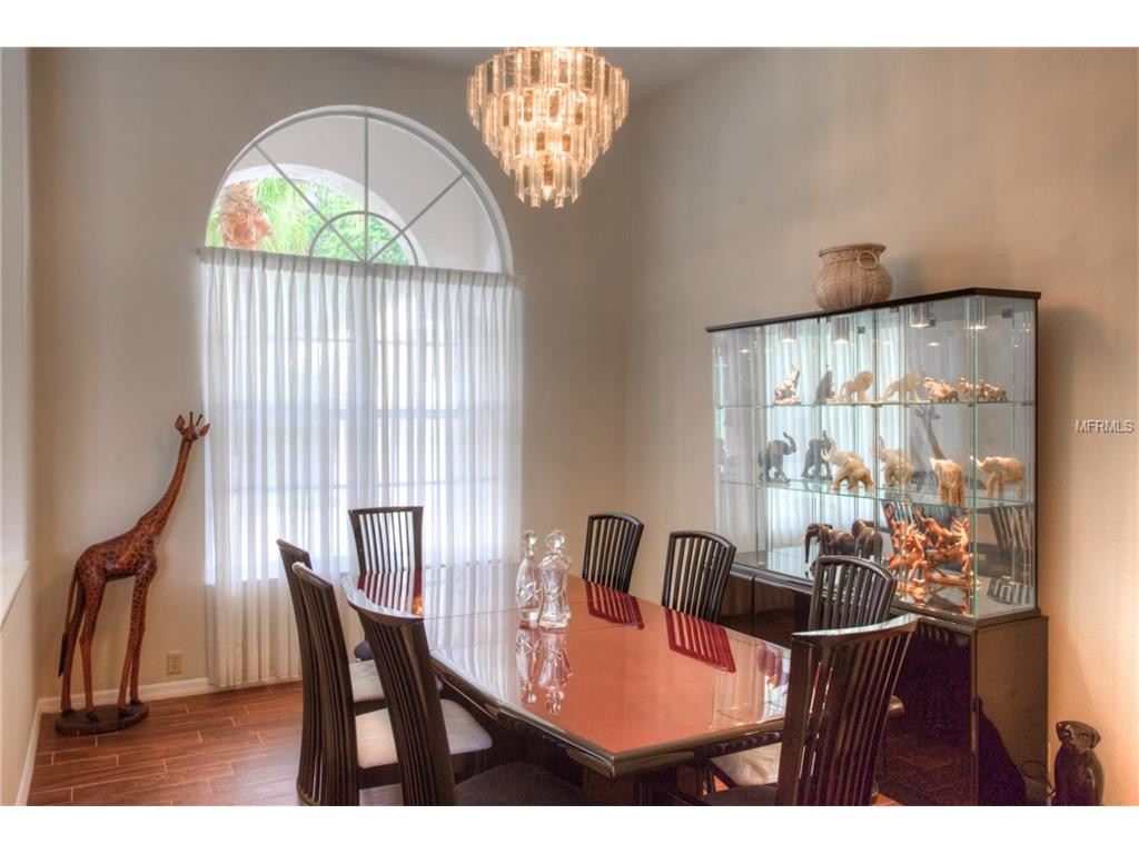 For Sale: 17404 Heather Oaks Pl Tampa, FL 33647