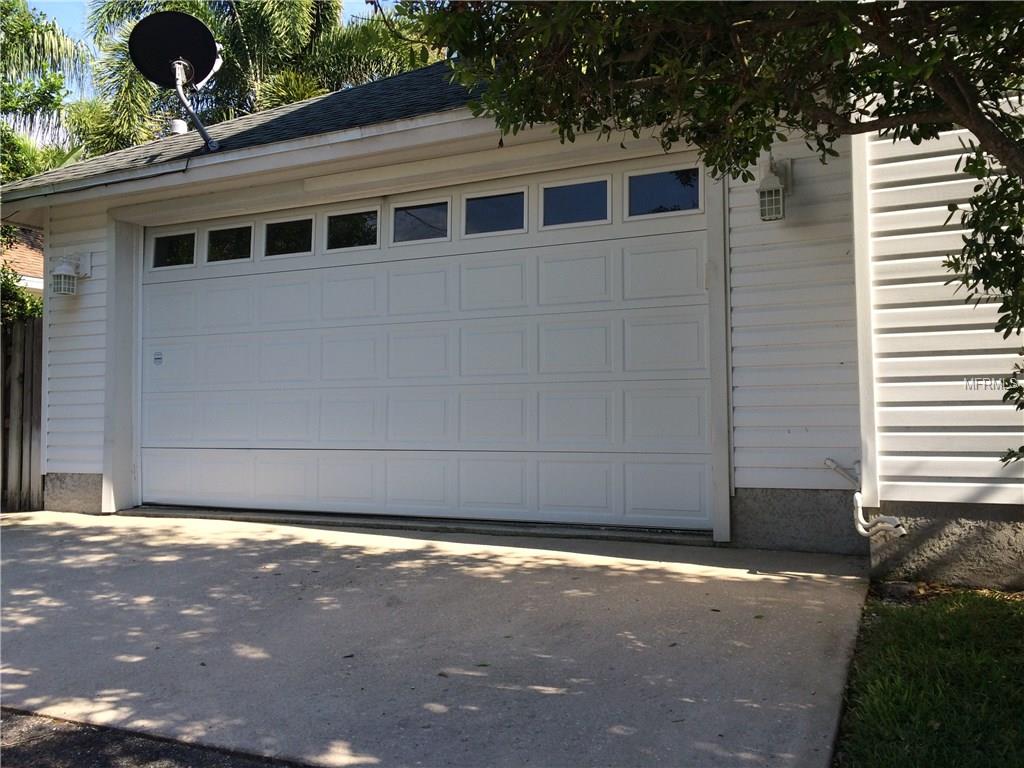 For Sale: 1405 5th St N Saint Petersburg, FL 33704