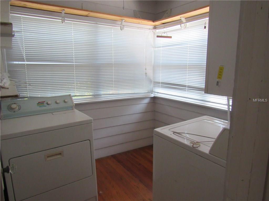 For Sale: 609 29th Ave N Saint Petersburg, FL 33704