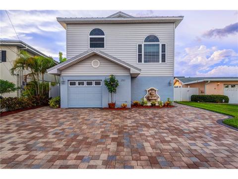 13398 Gulf Ln #201