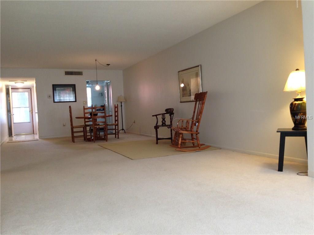 For Sale: 5880 38th Ave N #103 Saint Petersburg, FL 33710